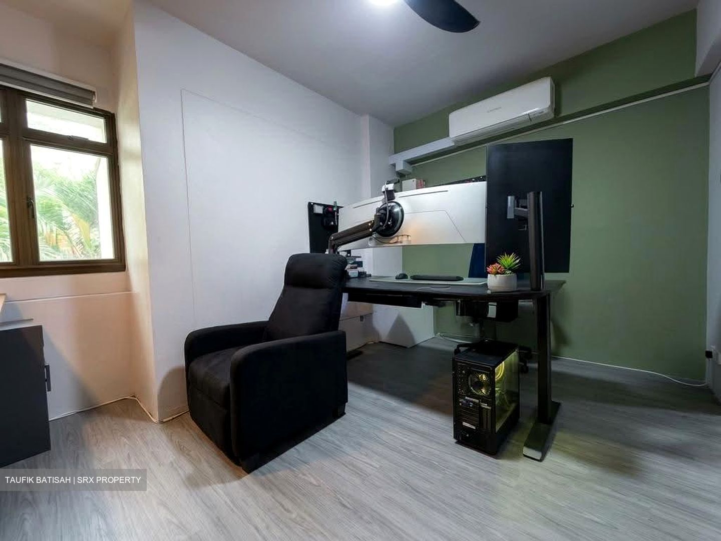 Blk 656B Jurong West Street 61 (Jurong West), HDB Executive #631985821